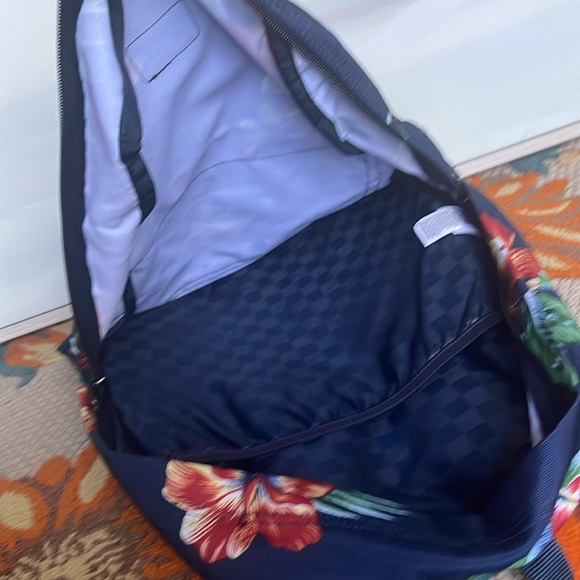 VANS OLD SKOOL III BACKPACK 
VN0A3IGRYKU
NWT - Picture 13 of 16